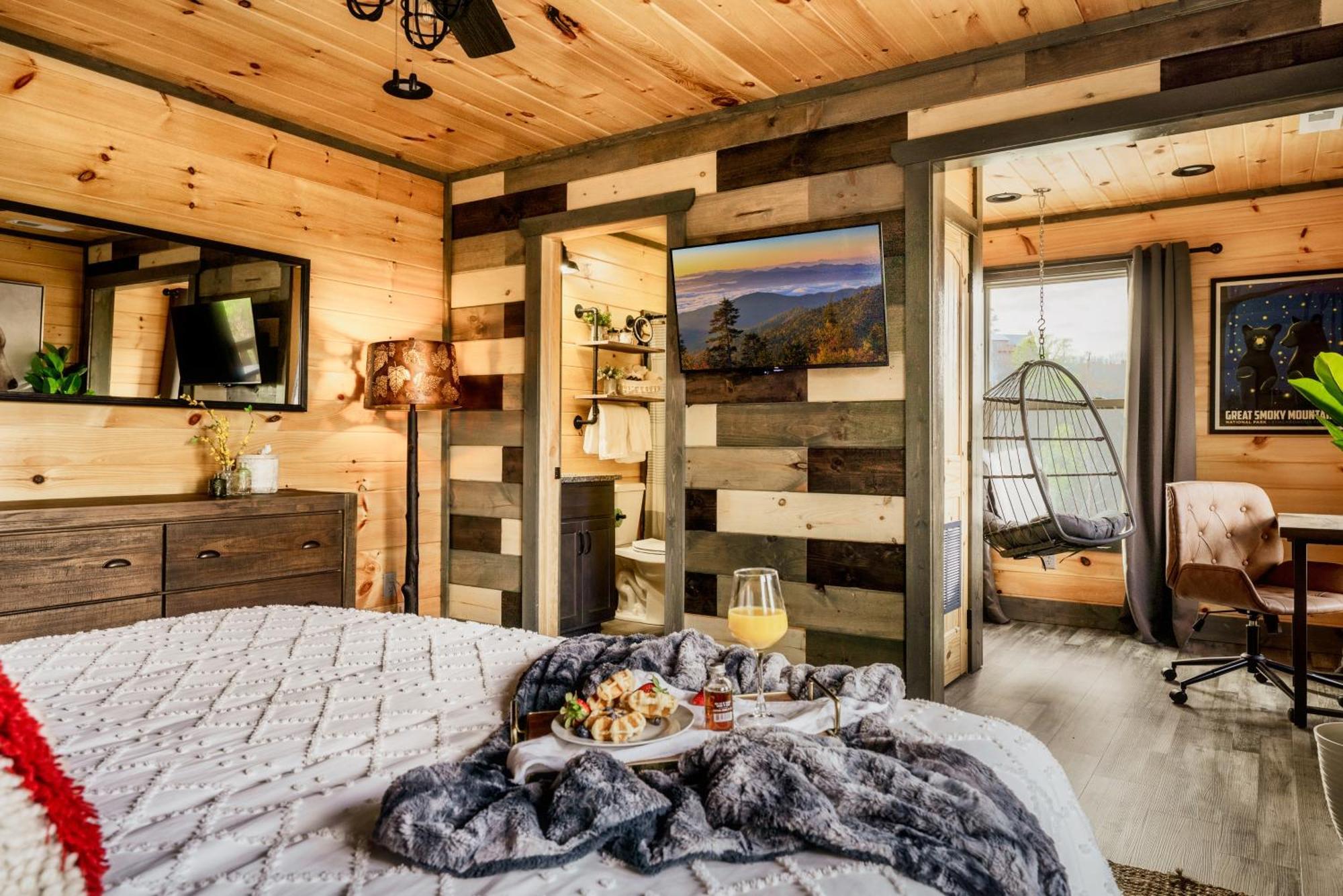 Mountainscape - Brand New Cabin W Views - Hottub - Firetable - Ps5 - Pooltable - 3 Pools Gatlinburg Zewnętrze zdjęcie