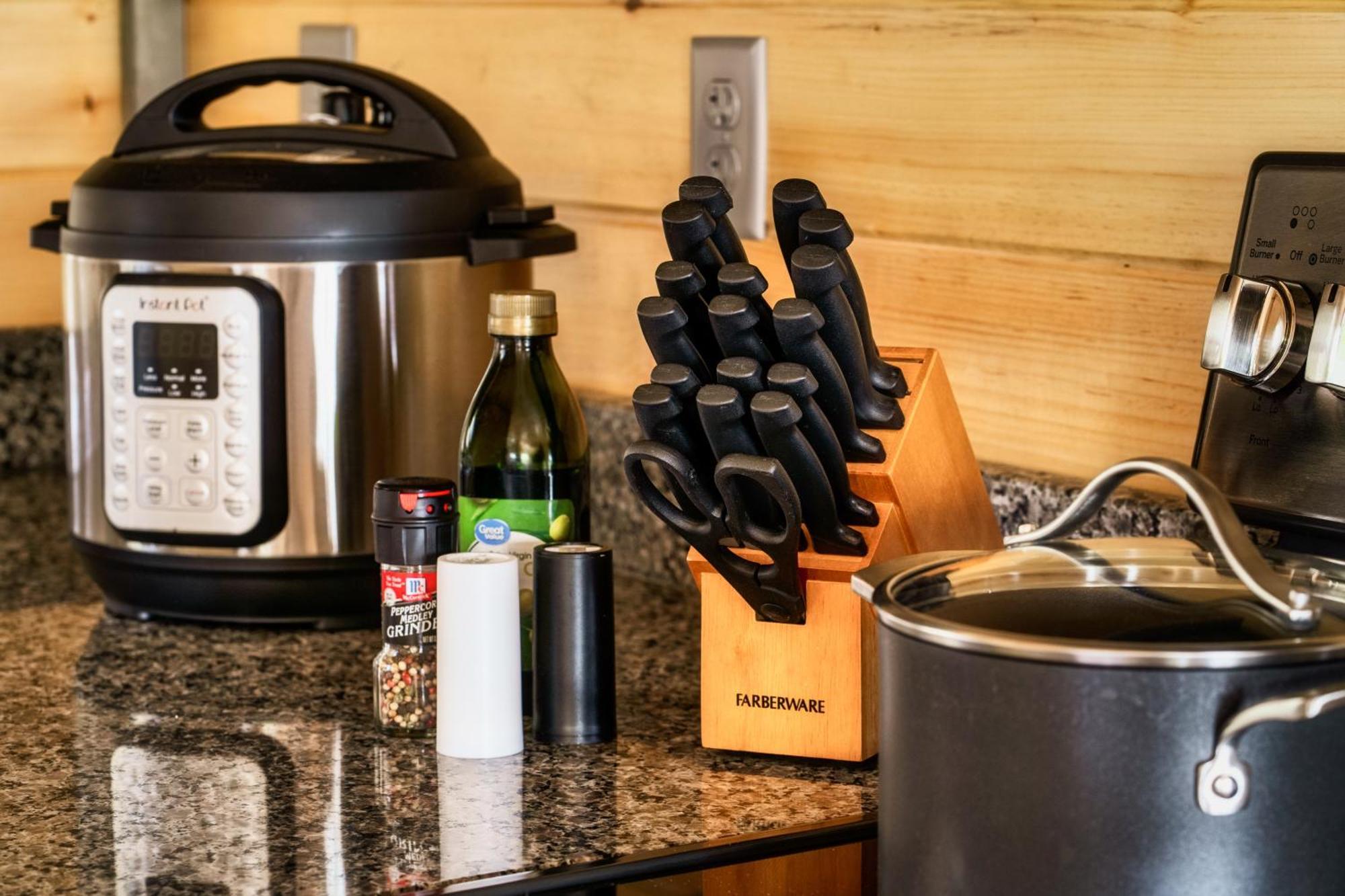 Mountainscape - Brand New Cabin W Views - Hottub - Firetable - Ps5 - Pooltable - 3 Pools Gatlinburg Zewnętrze zdjęcie